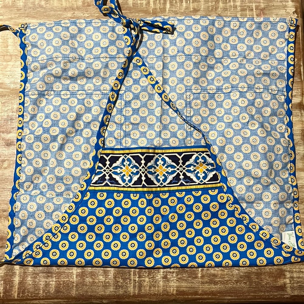 Vera Bradley kids apron